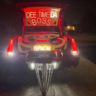 Mr Wood Wheel Worker - Houston event host